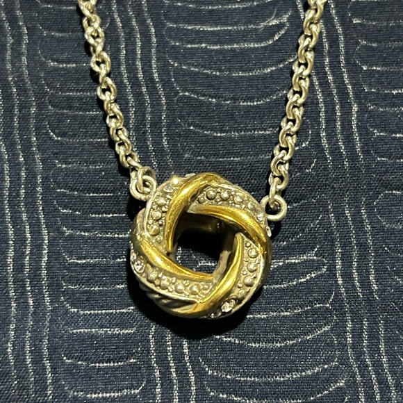 Lovely Brighton Tres Twist Necklace & Earrings - Picture 3 of 7